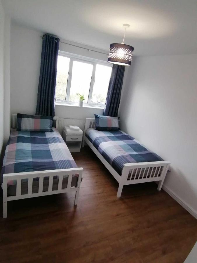 White City Apartment, Your London Stay Extérieur photo